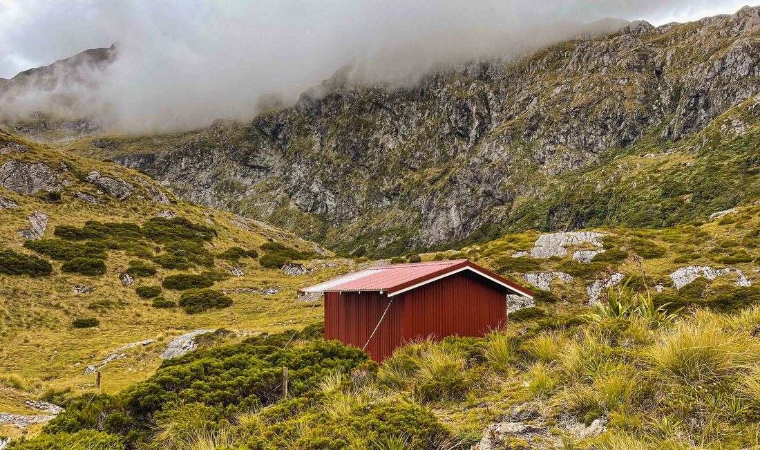 Saddle Hut